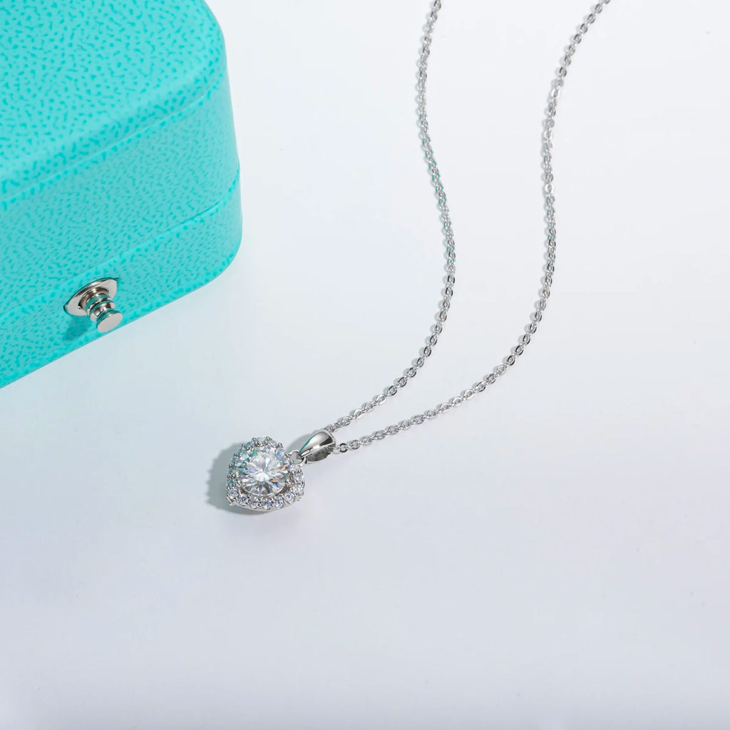 Radiant Heart Moissanite Halo Set