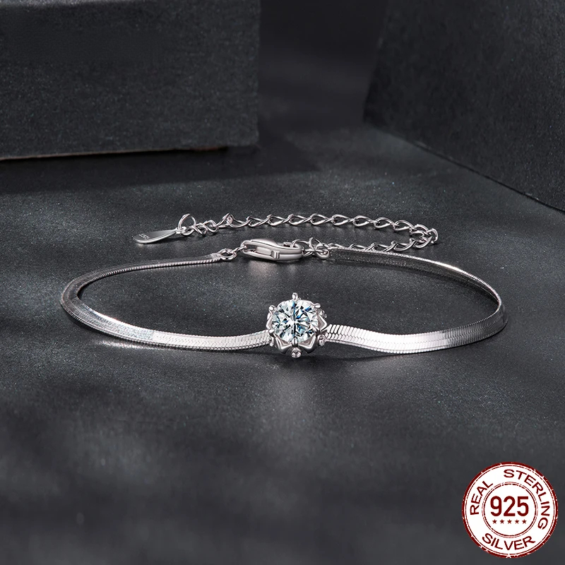 Flower Buds Moissanite Bracelet